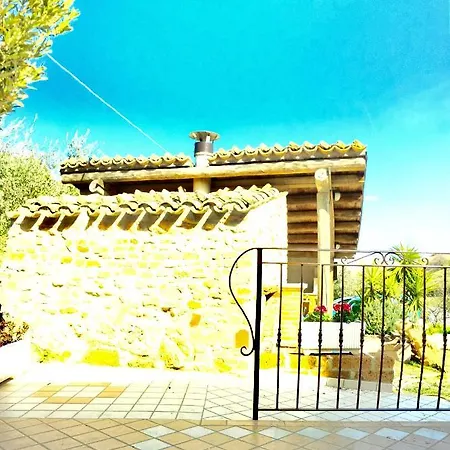 Negli Ulivi Bed & Breakfast