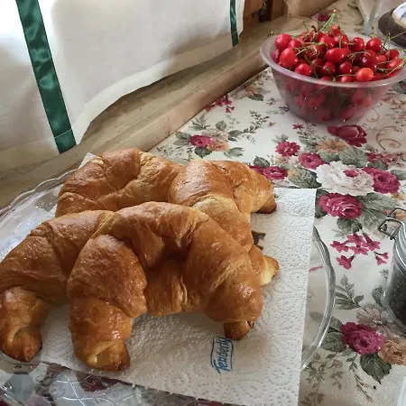 Negli Ulivi Alojamento de Acomodação e Pequeno-almoço Silvi Paese