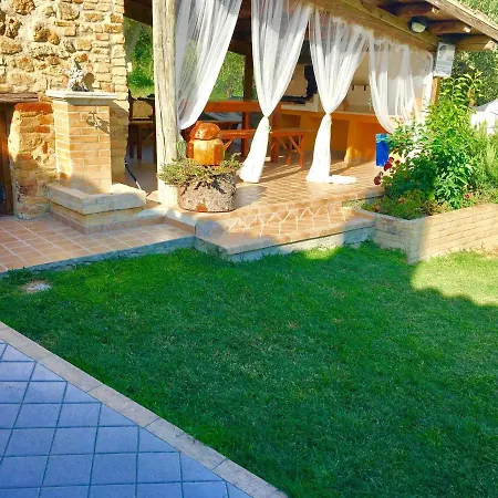 Negli Ulivi Couette-café 4*