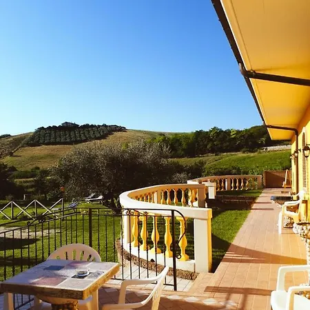 Negli Ulivi Bed & Breakfast Silvi Paese